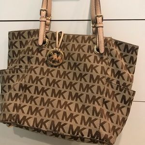 michael kors monogram tote
